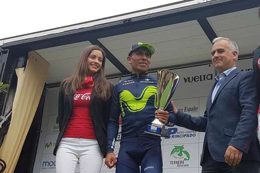El colombiano Nairo Quintana ahora va por uno de los máximos objetivos del año, la edición 100 del Giro de Italia. / @Movistar_Team
