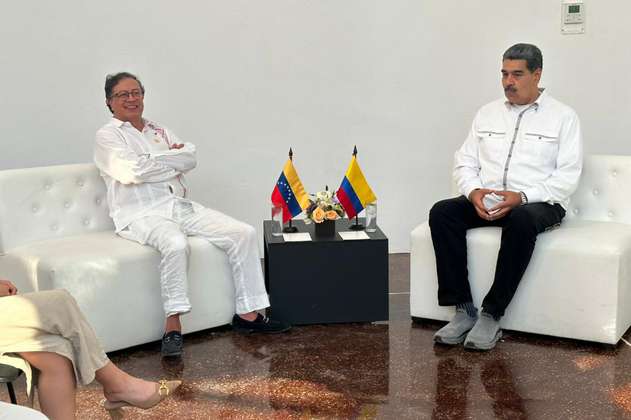 Presidente Petro se reunió con Nicolás Maduro en México tras cumbre de migración  