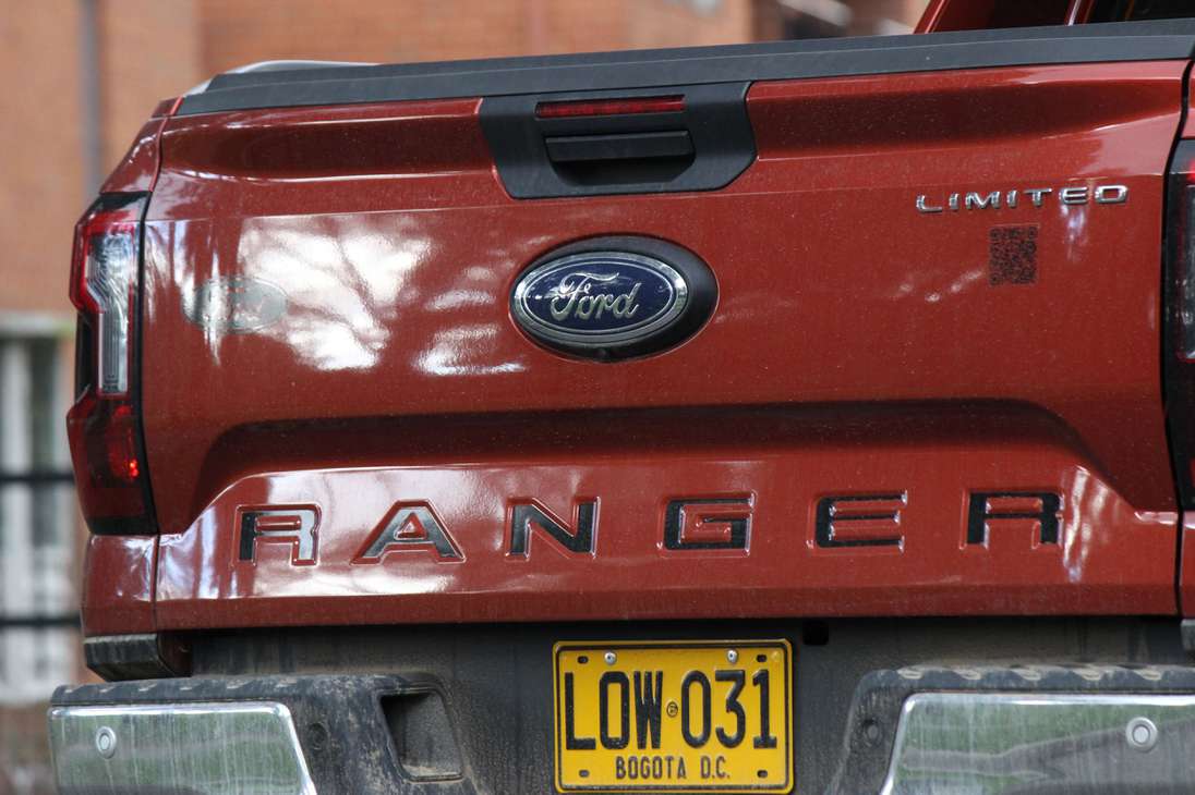La capacidad de carga de la Ford Ranger Limited+ es de 954 kg.