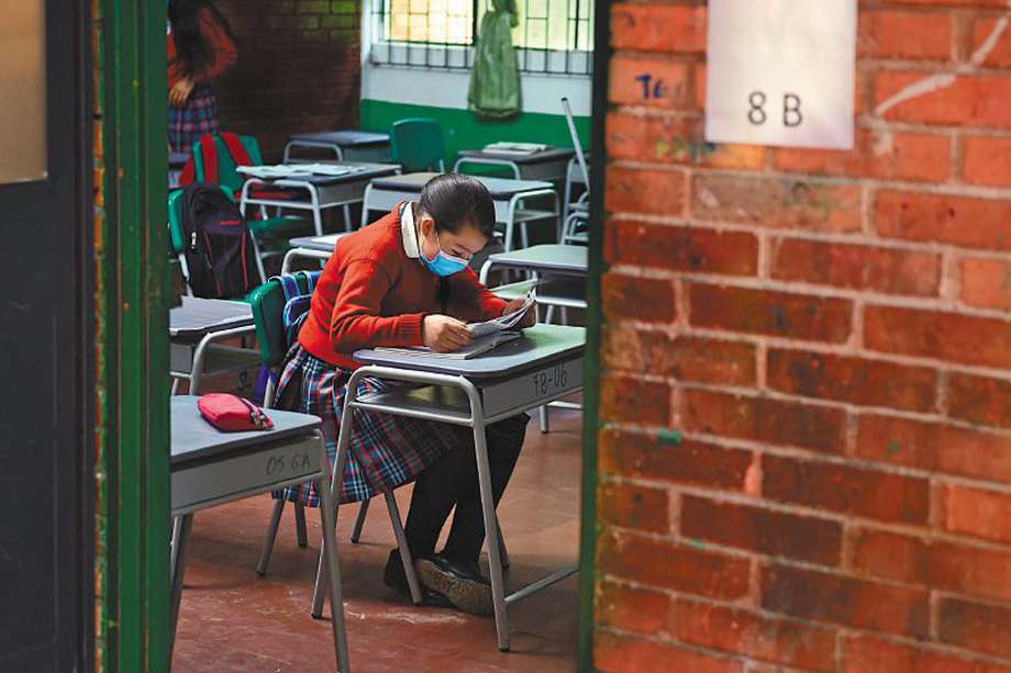 La educación secundaria en Colombia es uno de los sectores en donde hay menor gasto público. /Gustavo Torrijos