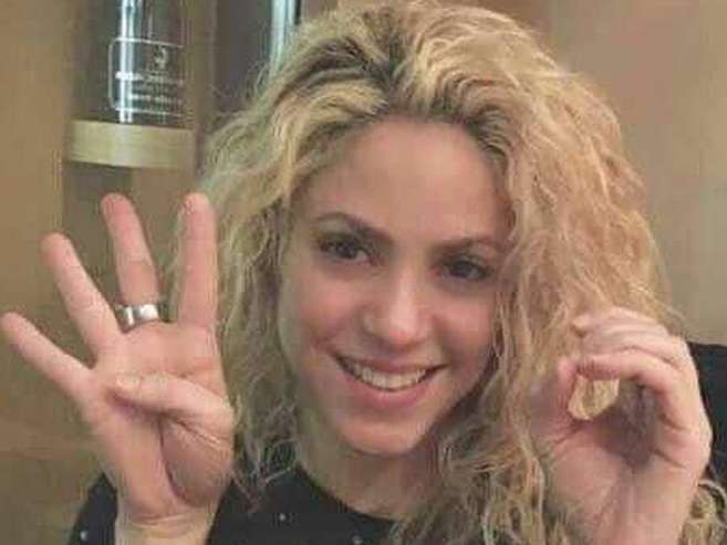 Luego de la derrota 0-4 del Barcelona ante Real Madrid, los hinchas merengues revivieron una foto de Shakira en 2017.