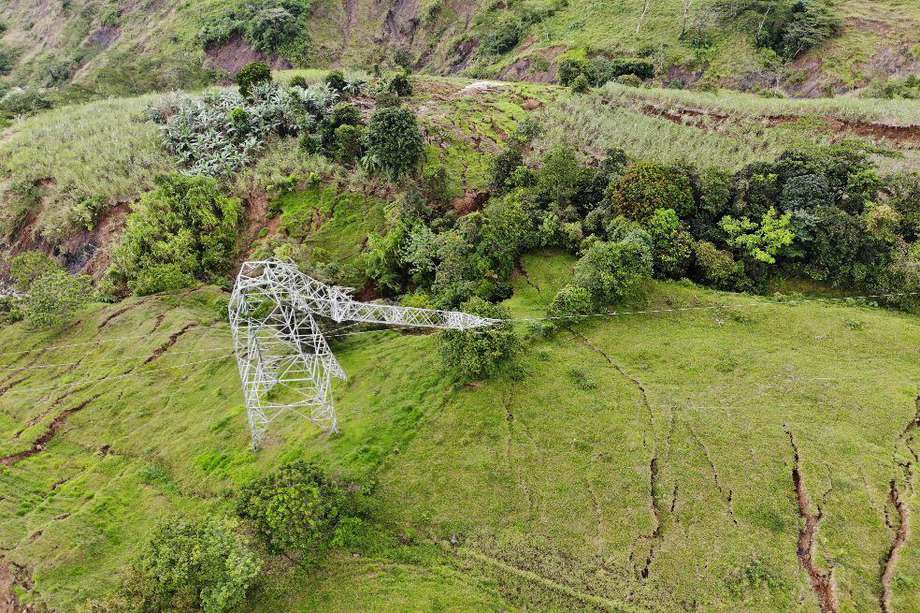 Desde el 4 de julio el departamento de Arauca permanece sin energía eléctrica luego de que un deslizamiento en Toledo (Norte de Santander) tumbará una torre de energía.