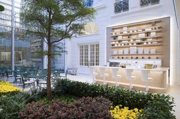 Dior inaugura el mayor museo de la moda y reabre su templo comercial en París 