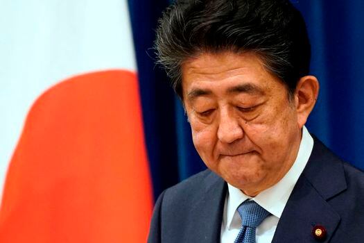 Shinzo Abe anunció su renuncia como primer ministro de Japón por problemas de salud.
