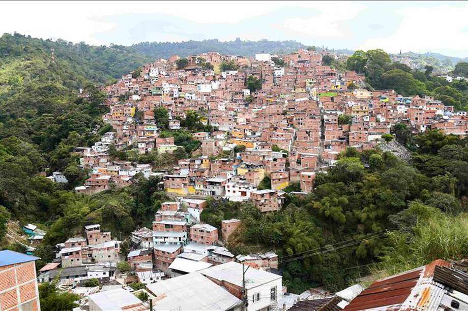 Imagen de la comuna 14 de Bucaramanga a la que el grupo Explora BGA convirtió en un atractivo turístico de la ciudad. 