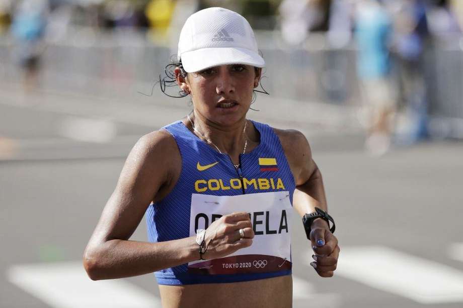 Angie Orjuela durante el maratón en los Juegos Olímpicos de Tokio 2020.