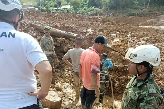 Ascienden a cuatro los muertos por deslizamiento en Santa Fe de Antioquia