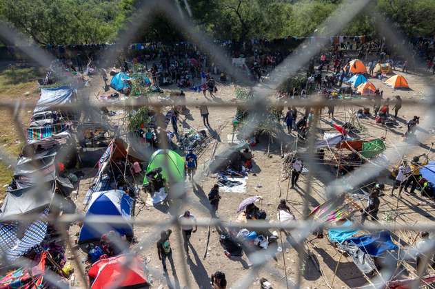EE.UU. acelera los vuelos de deportación a Haití tras cruce masivo en la frontera