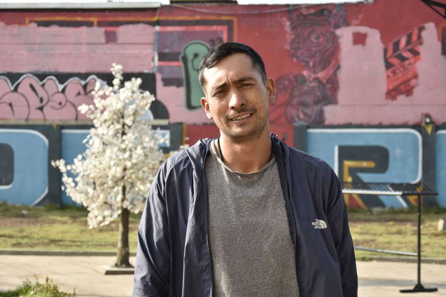 Luis Alfredo Muñoz vive a la orilla del río Tunjuelito y es recuperador ambiental.