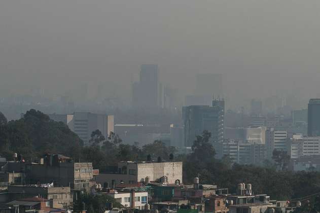 Declaran riesgo extraordinario por contaminación en Ciudad de México