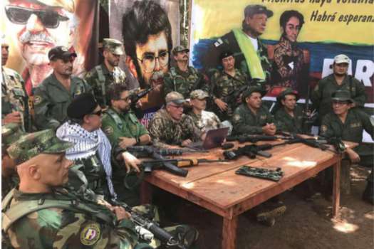 Exjefes guerrilleros de las Farc anunciaron que se vuelven a alzar en armas a través de un video de 32 minutos.  / Tomada de farc-ep.info