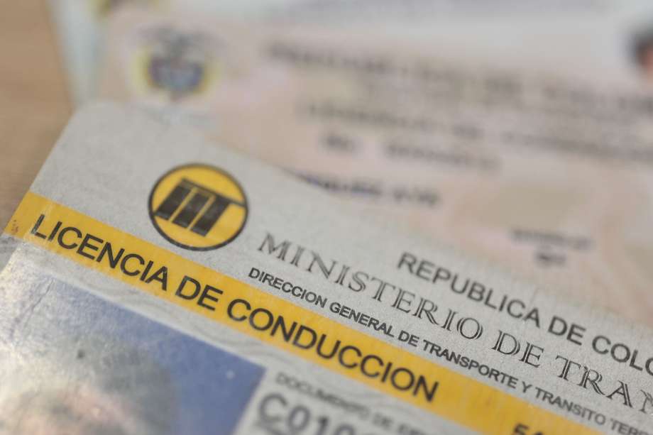 En la localidad de Kennedy, en Bogotá, se implementa el programa público que entrega licencias de conducción a mujeres, emprendimientos y mipymes.