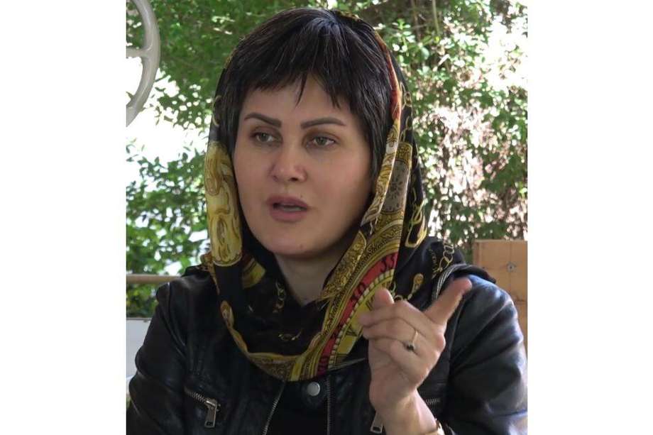 La cineasta Sahraa Karimi, directora general de Afghan Film, hace un llamado para “que el mundo no se olvide de Afganistán y alce sus voces en nombre de las mujeres, los niños, los artistas y los cineastas afganos”.