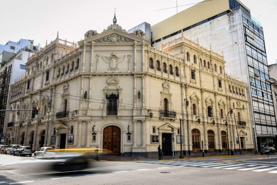 El edificio del Teatro Nacional Cervantes fue terminado en 1921. (Photo by Amilcar Orfali/Getty Images)
