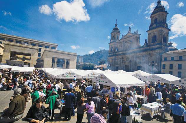 Mercado Campesino vuelve a la Plaza de Bolívar de Bogotá con 600 productores del país 
