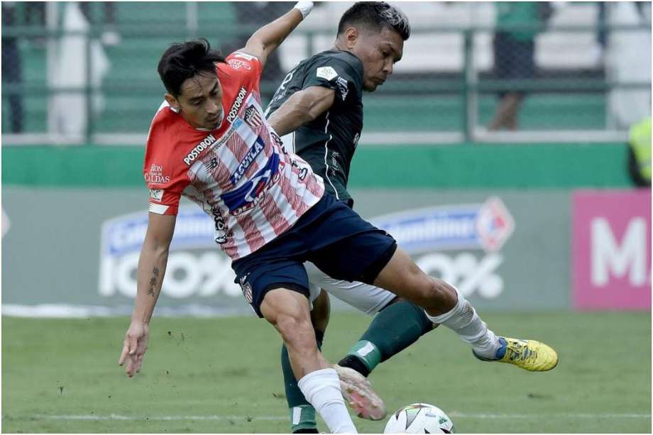 Fabián Sambueza y Teo Gutiérrez, dos de los protagonistas del empate entre Cali y Júnior, por la Liga BetPlay.