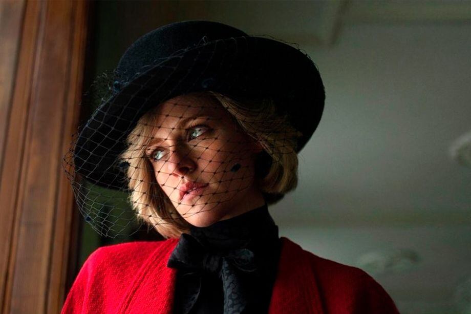 La actriz de 'Crepúsculo' le da vida a la princesa Diana de Gales en la nueva película llamada 'Spencer'.