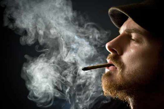 Negocio de la marihuana con fines medicinales prospera en Canadá