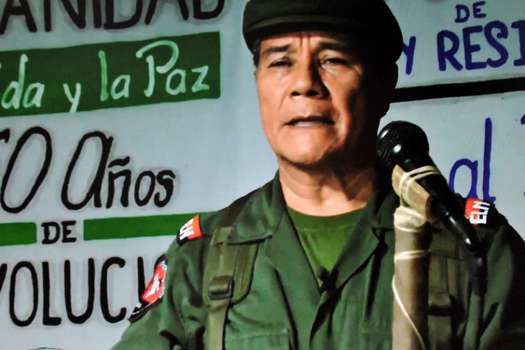 En enero pasado, en un video, Nicolás Rodríguez Bautista, “Gabino”, comandante del Eln, reiteró la disposición de iniciar un proceso de paz.  / AFP