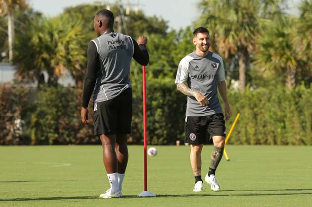 Messi y Busquets, sonrientes en el primer entrenamiento con el Inter Miami