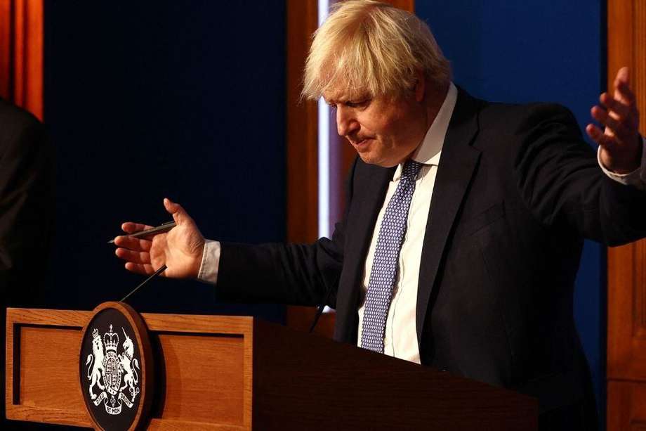 Los escándalos por la organización de fiestas durante la cuarentena en 2020 y las continuas dimisiones en su gabinete causaron la caída del ex primer ministro de Reino Unido, Boris Johnson.