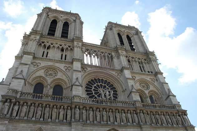 Francia restaurará edificios históricos vendiendo billetes de lotería 