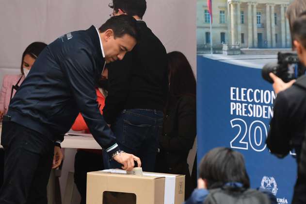 Alertan por presunta ‘pupitreada’ del Código Electoral en medio de la crisis
