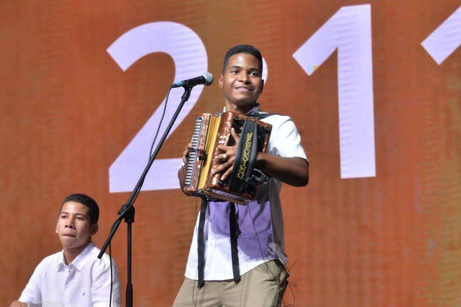 Con esta victoria, el joven acordeonero Jerónimo Villazón gana por tercera vez con solo 19 años. En 2018 fue rey infantil y en 2022 rey juvenil.