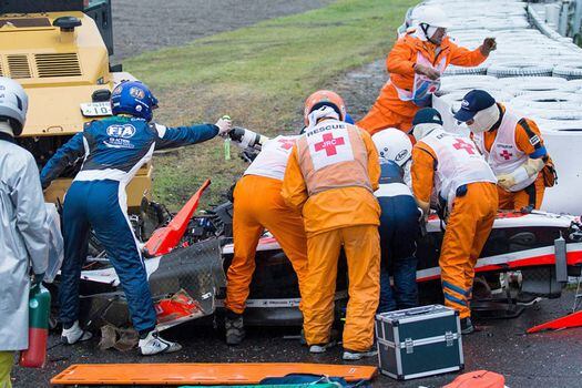 Accidente de Jules Bianchi en el Gran Premio de Japón.//AFP