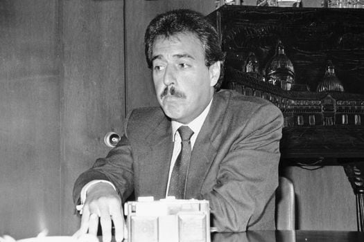 Andrés Pastrana en febrero de 1988, semanas después de que fuera secuestrado por Los Extraditables. Alrededor de un mes después de esta foto, Pastrana sería elegido como alcalde de Bogotá, en las primeras elecciones populares para ese cargo en el país. / Archivo El Espectador