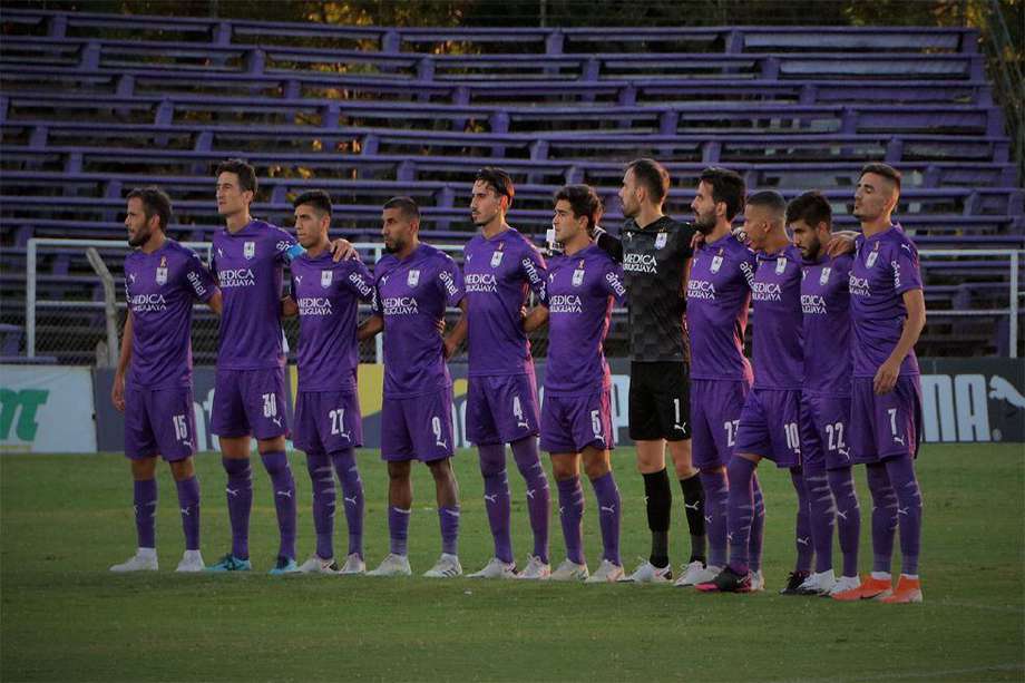 Defensor Sporting cayó al descenso este fin de semana tras empatar con Cerro Largo 0-0.