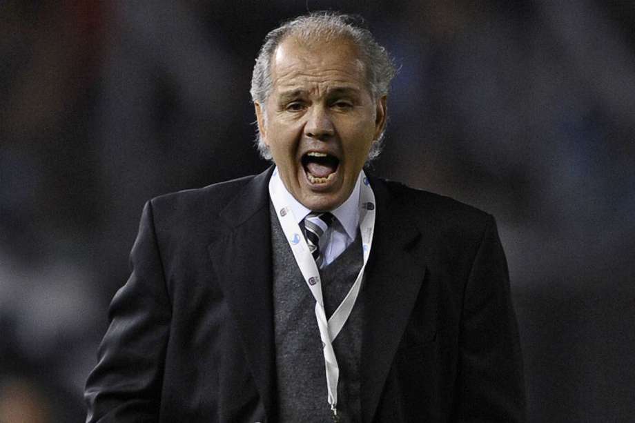 El técnico argentino Alejandro Sabella murió este martes, a los 66 años de edad.