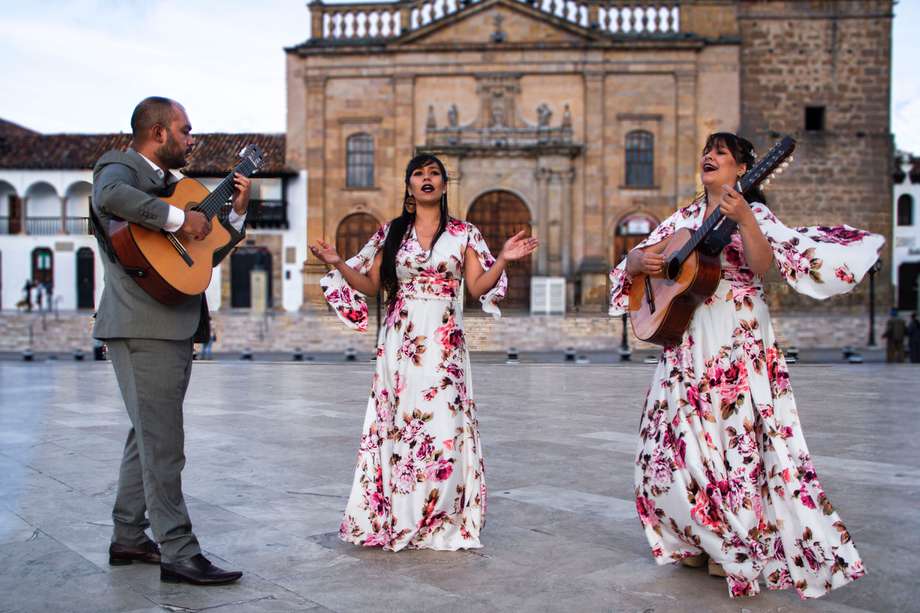 El Dueto Margarita ganó el premio a "Príncipes de la canción" en el Festival Nacional de Música Colombiana.
