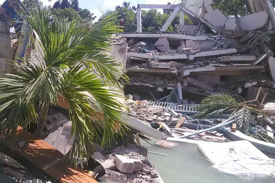 El terremoto de este 14 de agosto dejó destrozos, varias casas y edificios se vinieron al suelo. (Imagen tomada de Twitter del editor de Le Nouvelliste Franz Duval)