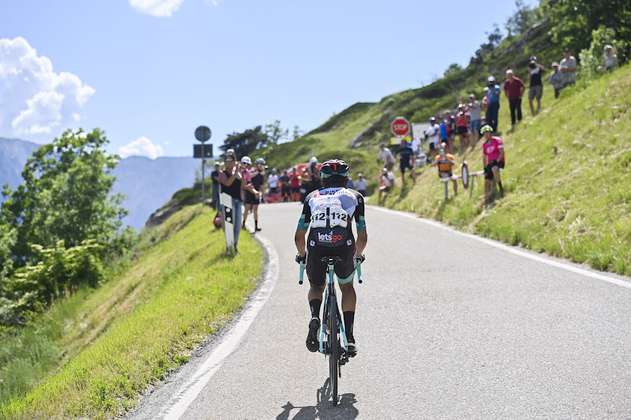 Vuelta a Suiza: Chaves y Urán se destacaron en una etapa que ganó Carapaz