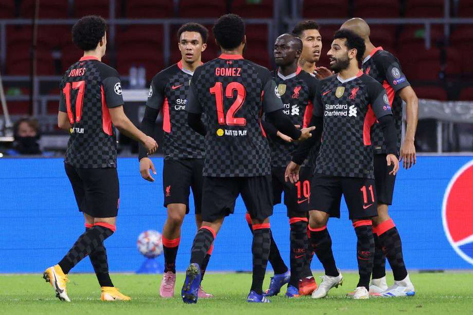 Los jugadores del Liverpool celebran el gol con le que vencieron al Ajax.