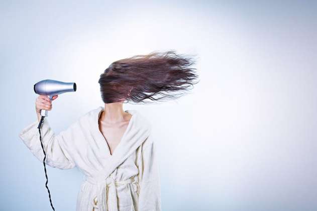¿Cómo cuidar el cabello para que crezca, esté sin frizz y no se queme? 