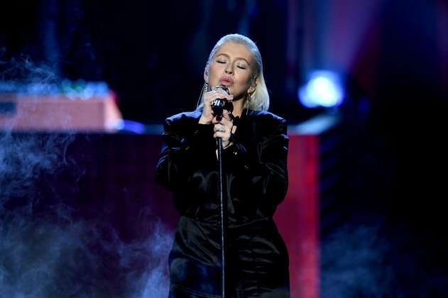 Christina Aguilera rindió emotivo homenaje a Whitney Houston