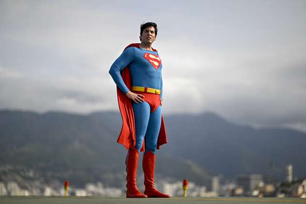 Un ‘Clark Kent’ brasileño se vuelve un inesperado superhéroe