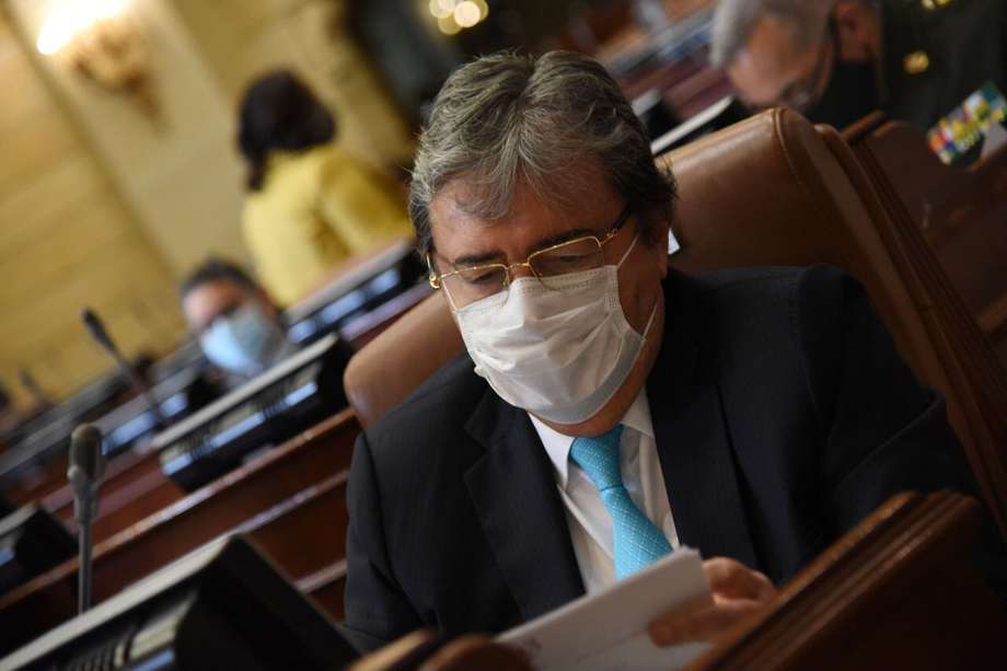 El ministro de Defensa Carlos Holmes Trujillo en el debate de moción de censura en la Cámara de Representantes.