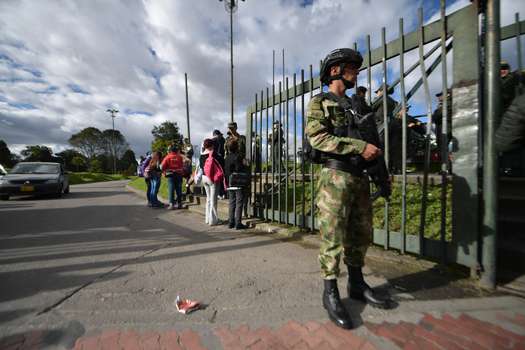 Según denuncias de por lo menos 100 jóvenes, la semana pasada el Ejército habría realizado varias batidas ilegales en Bogotá. (Imagen de referencia)
