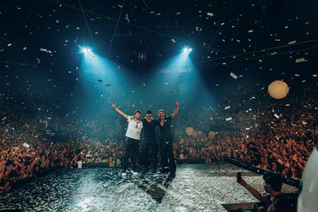 Enrique Iglesias y Ricky Martin inauguran su gira coestelar con Sebastián Yatra