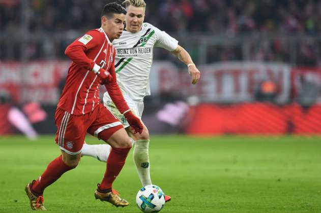 James, 90 minutos en el triunfo del Bayern 3-1 frente al Hannover