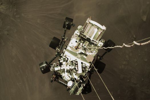 Las tareas pendientes que tiene el robot Perseverance son llegar al delta por el que fluyó un río, recolectar muestras y concentrarlas en el borde del cráter para que futuras misiones las recojan.