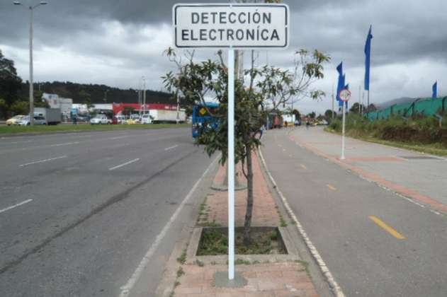 Conozca las vías que tienen cámaras para fotomultas en Bogotá 