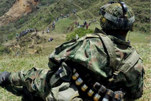 Ejército reporta la desaparición de dos soldados tras combates en Arauca