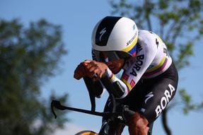 Así va la clasificación general del Giro: Daniel Felipe Martínez bajó