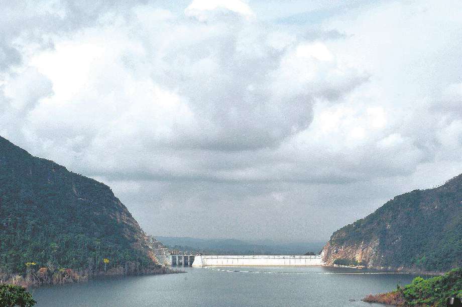 En total, se han abierto cuatro compuertas de la Hidroeléctrica Sogamoso. Imagen de referencia.