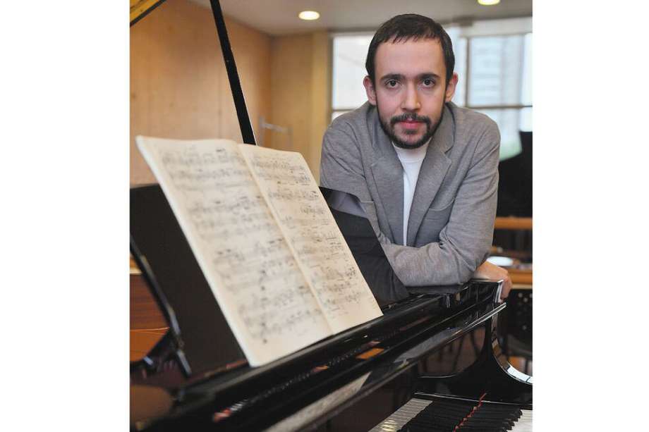 El pianista Manuel Arango, quien basó su tesis doctoral en Música en Goya, Granados y las “Goyescas”.