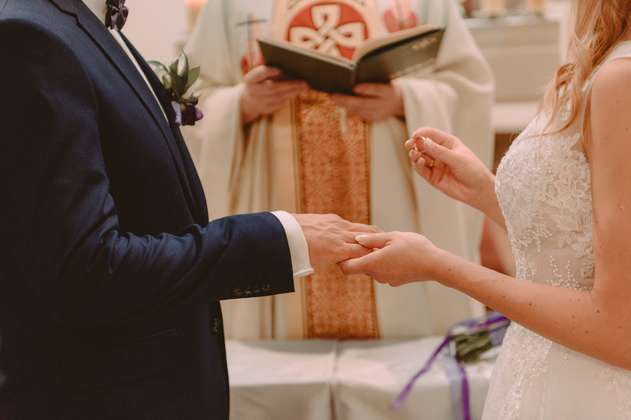 Soy católica, divorciada y quiero casarme (otra vez) por la Iglesia, ¿es posible?